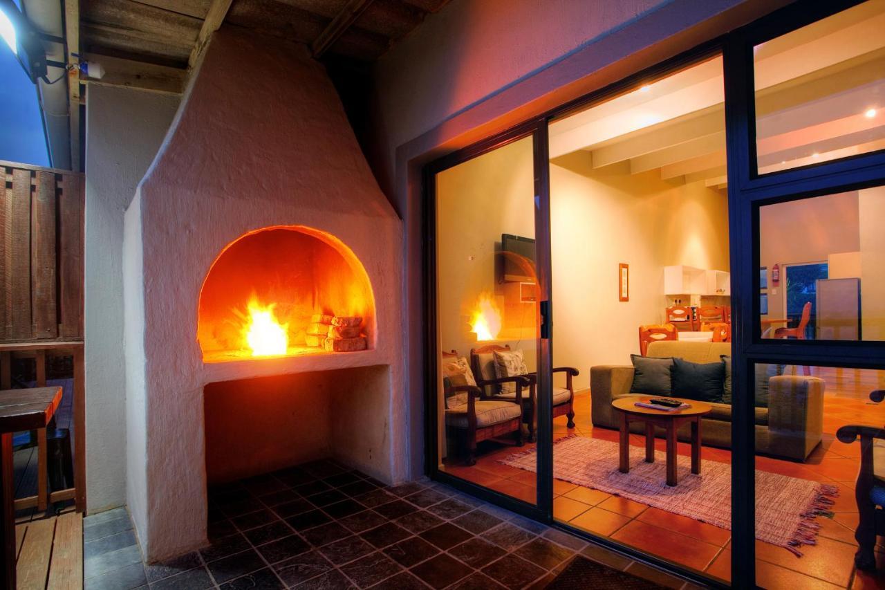 Aparthotel Mitford-On-Sea Morgan's Bay Esterno foto